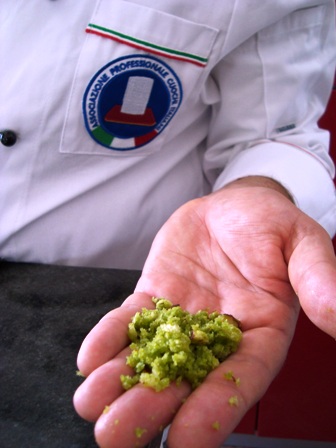Spaghetti mazzancolle e pane verde 1 Spaghetti mazzancolle e pane verde 1